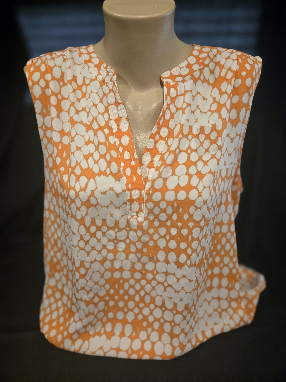 DKNY Orange and White Sleeveless Split-Neck Printed Top